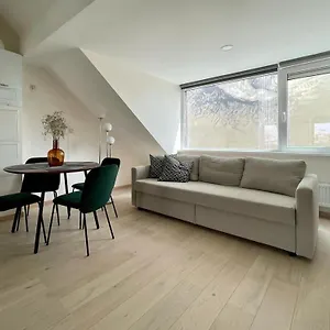 Charming Duplex On The Canal Apartamento Bruxelas