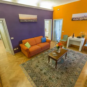 Paolo And Carlotta's Appartement